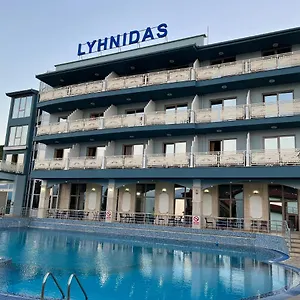 Hotel Lyhnidas, Udenisht